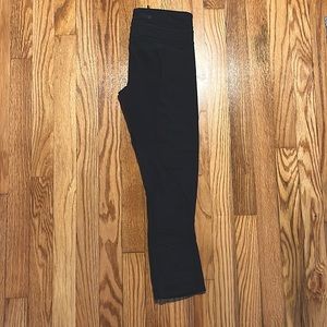 Lululemon | Size 4, Cropped Running Leggings